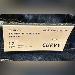 Women’s 12 Curvy Short American Eagle Super High-Rise Flare Jeans NWT